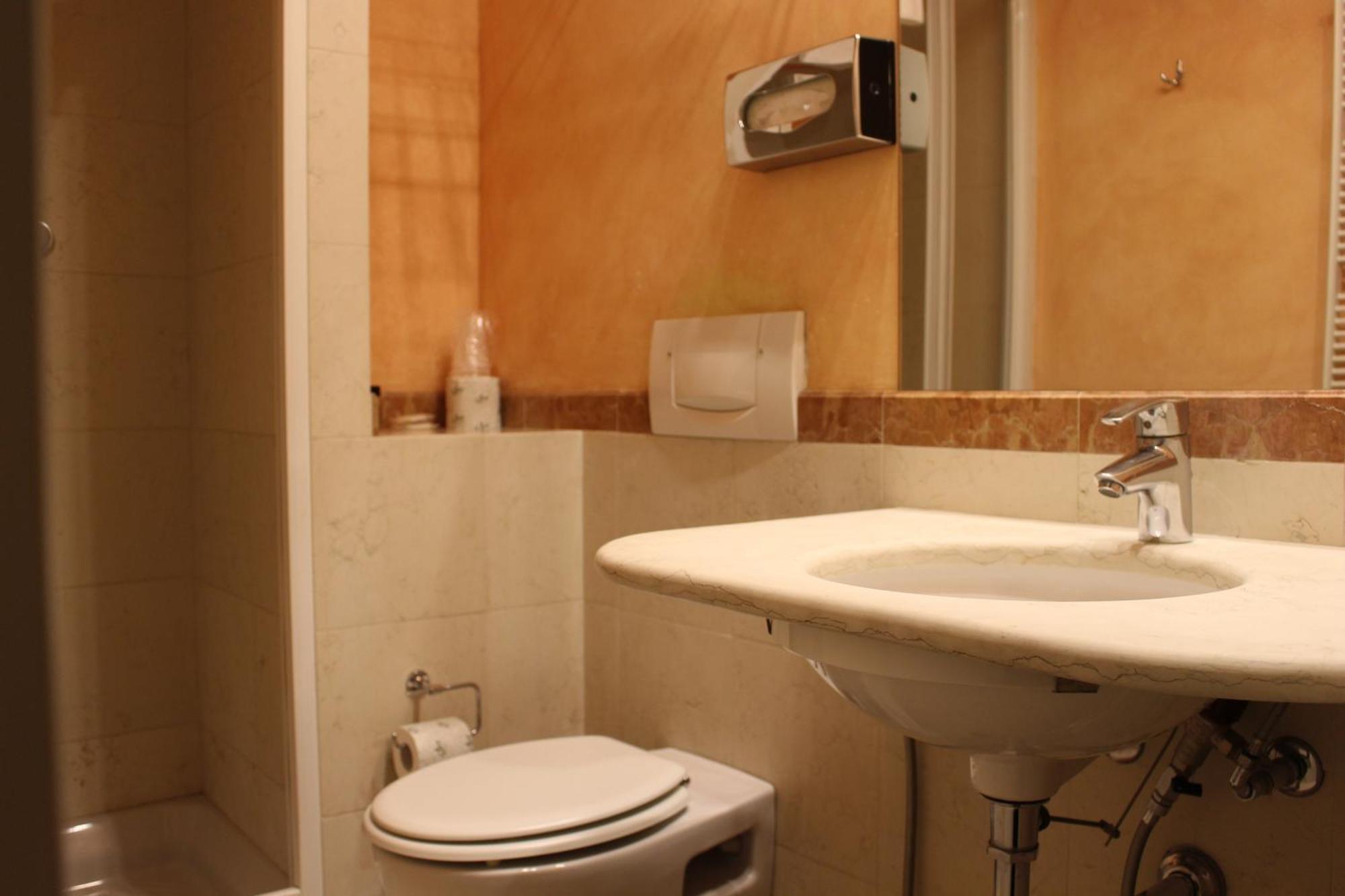 Club Hotel Milano Dış mekan fotoğraf